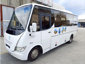 Autocarro IVECO