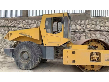 Compactador de asfalto BOMAG