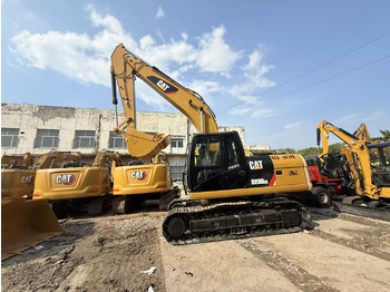 Escavadeira CATERPILLAR 323