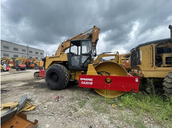Compactador de asfalto DYNAPAC