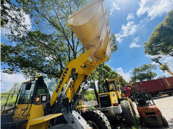 Pá carregadora de rodas Komatsu WA380-8: foto 4