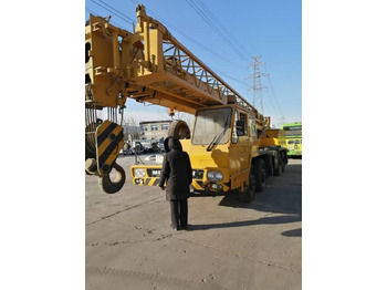 Grua móvel TADANO TL-300E