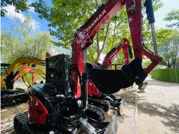 Mini escavadeira YANMAR