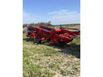 Colheitadeira de batatas