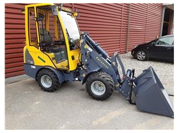 Carregadora articulada EUROTRAC