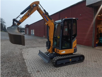 Mini escavadeira XCMG xe27e: foto 2
