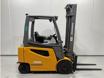 Empilhador elétrico JUNGHEINRICH EFG 425