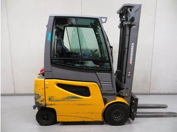 Empilhador elétrico JUNGHEINRICH EFG 425