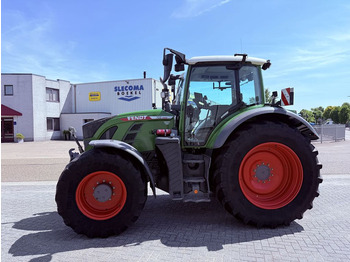 Trator FENDT 722 Vario