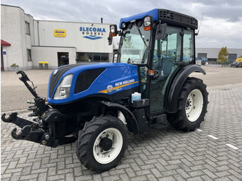 Trator NEW HOLLAND T4