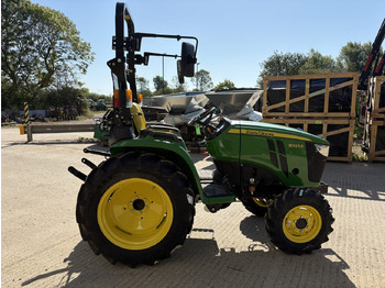 Mini trator novo John Deere 3025E Compact Tractor: foto 3