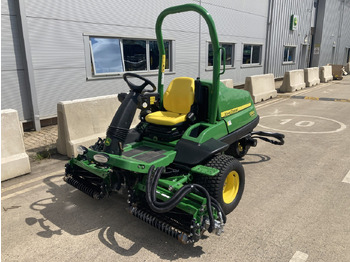 Cortador de grama JOHN DEERE 7200