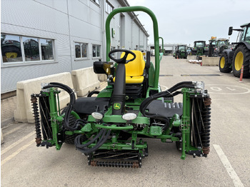 Cortador de grama John Deere 7700A Fairway Mower: foto 2
