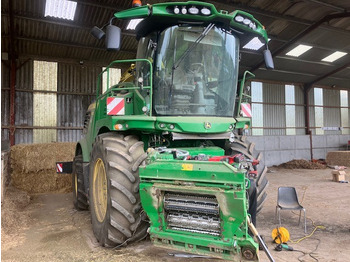 Picadora de forragem automotriz JOHN DEERE