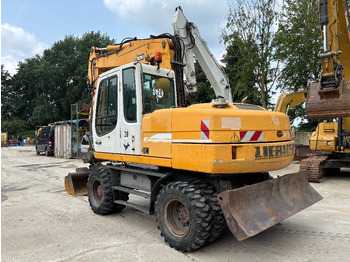 Escavadeira de rodas Liebherr A316: foto 4