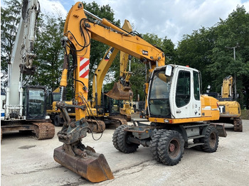 Escavadeira de rodas LIEBHERR A 316