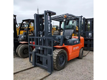 Empilhador a diesel HELI