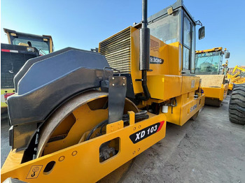 Compactador de asfalto XCMG XD103: foto 2