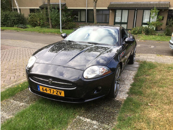 Automóvel JAGUAR