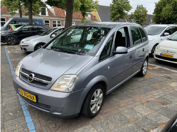 Automóvel OPEL