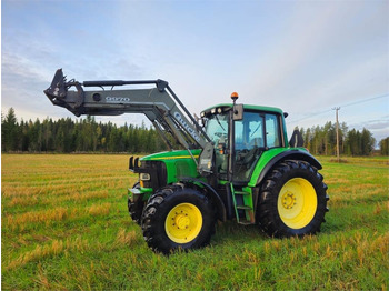 Trator JOHN DEERE 6420