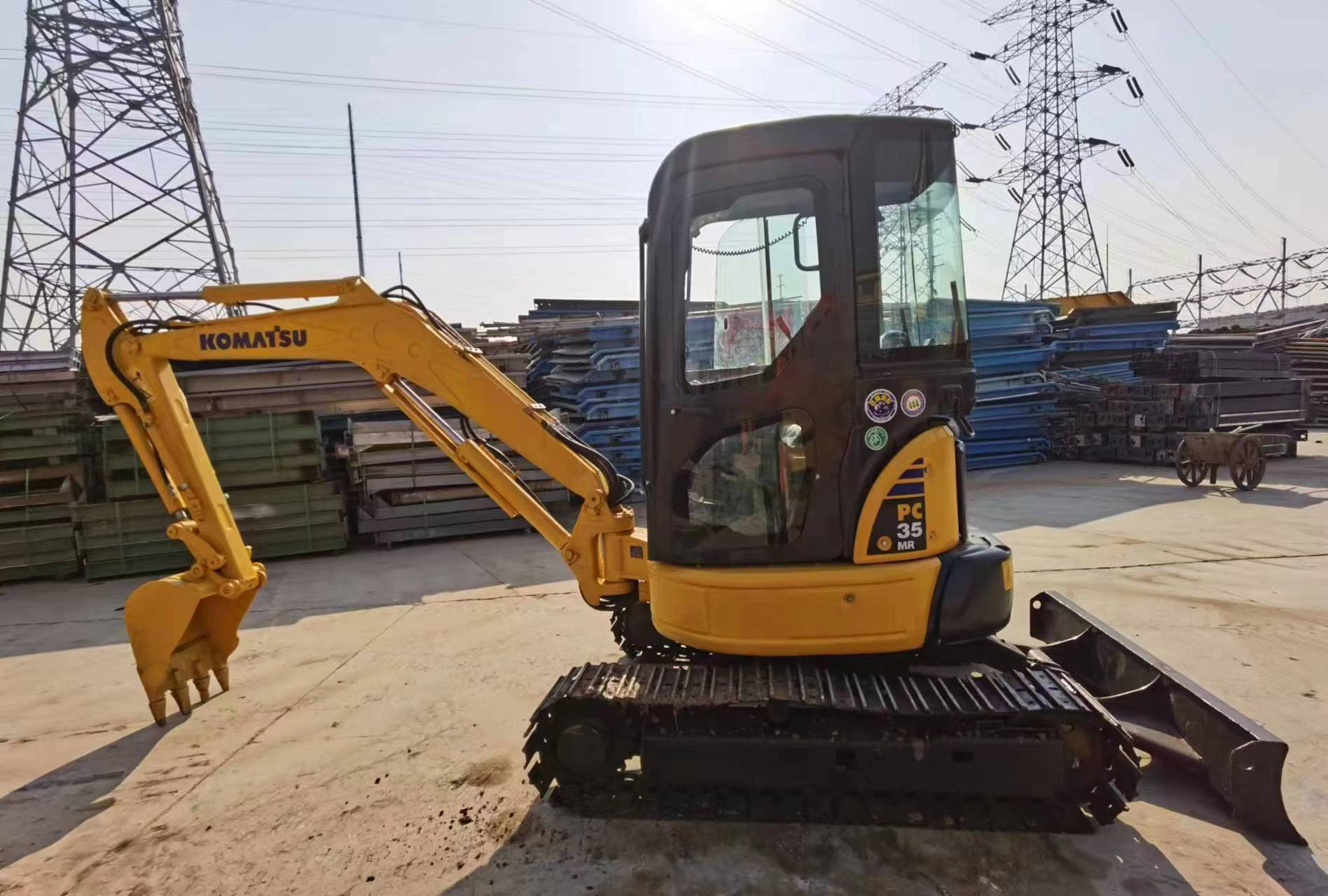 Mini escavadeira KOMATSU PC35: foto 3