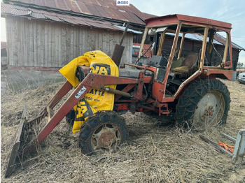 Trator BELARUS