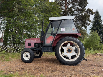 Trator ZETOR