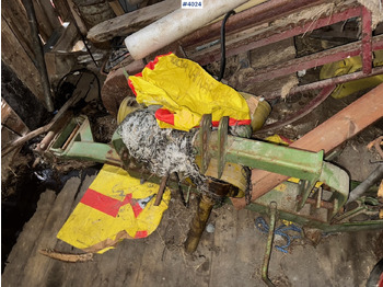 Máquina para produção de feno 1994 Serigstad 35 harvester with tractor part: foto 5