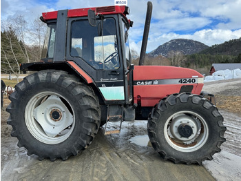 Trator CASE IH XL