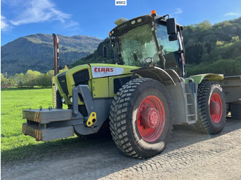 Trator CLAAS Xerion 3800