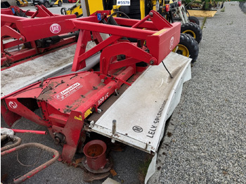 Máquina para produção de feno LELY