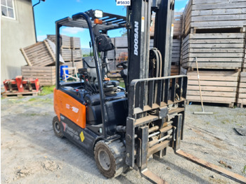 Empilhador DOOSAN