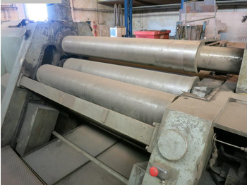 Máquina para metal