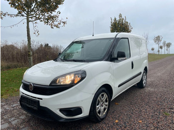 Furgão compacto FIAT Doblo