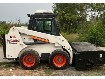 Mini pá carregadora BOBCAT S16