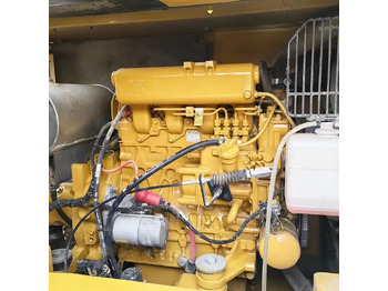 Escavadora de rastos CATERPILLAR 307.5: foto 5