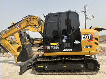 Mini escavadeira CATERPILLAR 307E2