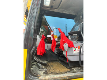 Mini escavadeira Komatsu PC 130: foto 2 Mini escavadeira Komatsu PC 130: foto 2