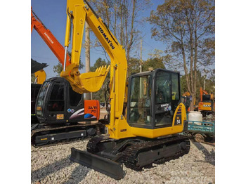 Mini escavadeira KOMATSU PC56