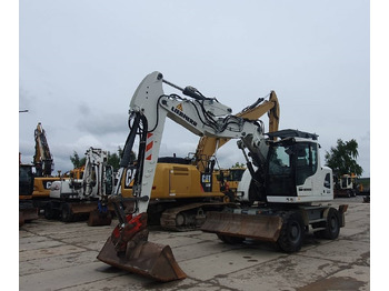Escavadeira de rodas LIEBHERR A 914