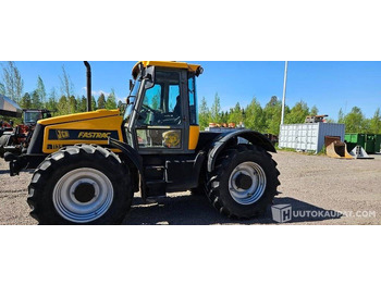Máquina agrícola JCB