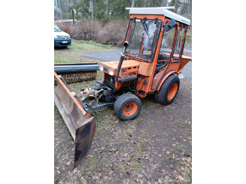 Mini trator KUBOTA B series