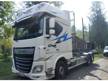 Camião DAF XF 530