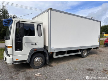 Camião furgão VOLVO FLC