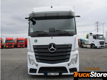 Tractor MERCEDES-BENZ Actros 1845