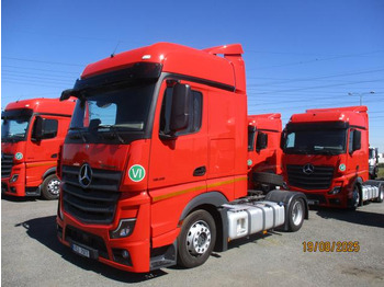 Tractor MERCEDES-BENZ Actros 1845