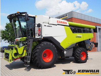 Ceifeira debulhadora CLAAS Lexion 750