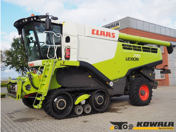 Ceifeira debulhadora CLAAS Lexion 770