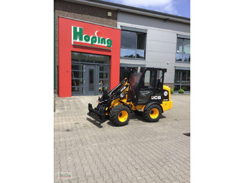 Carregadora articulada JCB